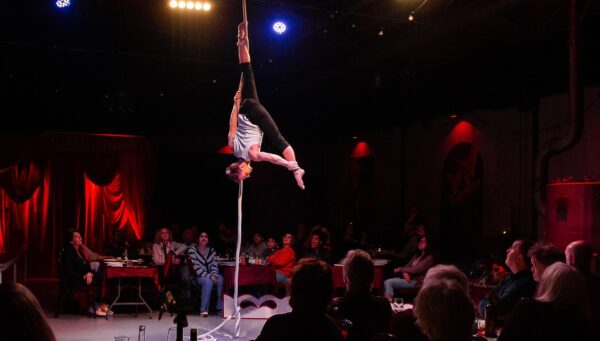 Lucht acrobaat Sander Boschma